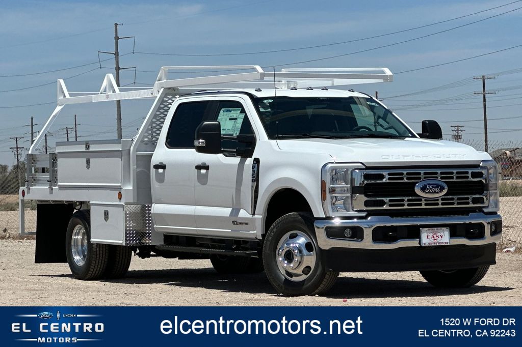 2025 Ford F-350 Super Duty Chassis Cab