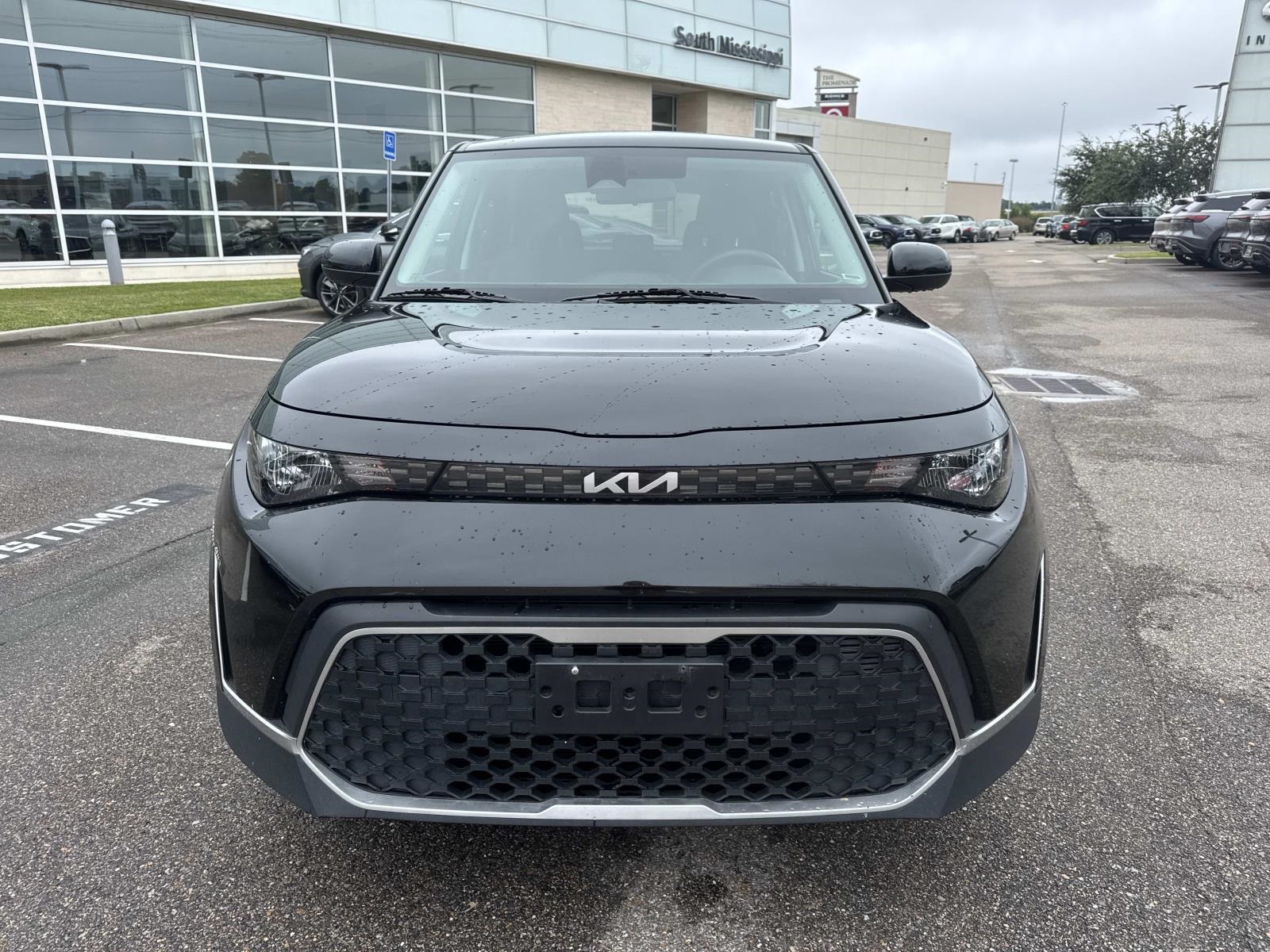 2023 Kia Soul LX photo 2