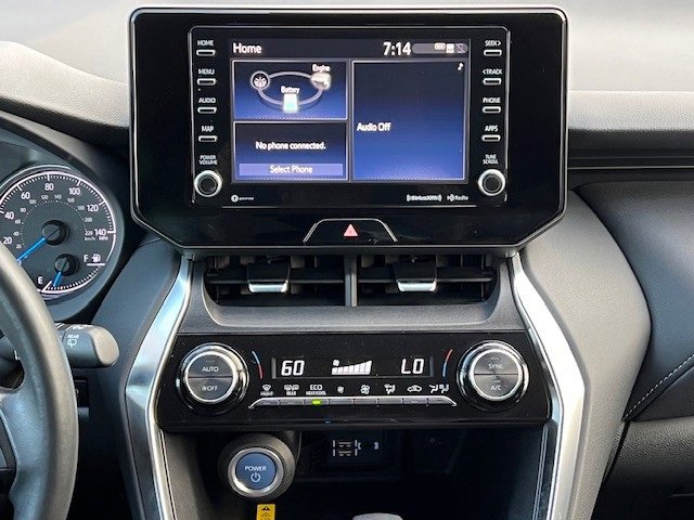 2021 Toyota Venza LE photo 20