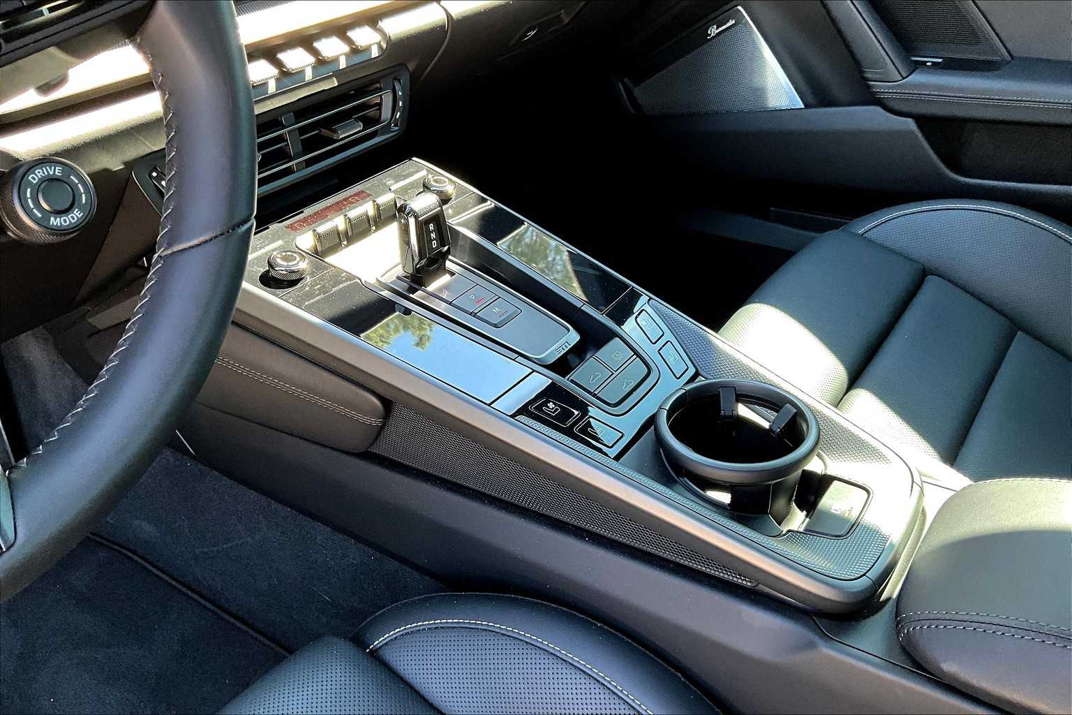 2024 Porsche 911 S photo 17