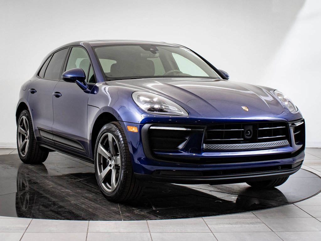 2024 Porsche Macan T photo 10