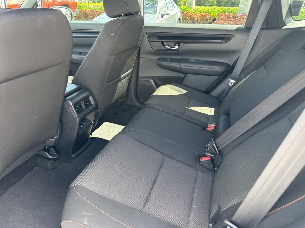 2023 Honda CR-V Hybrid Sport photo 3