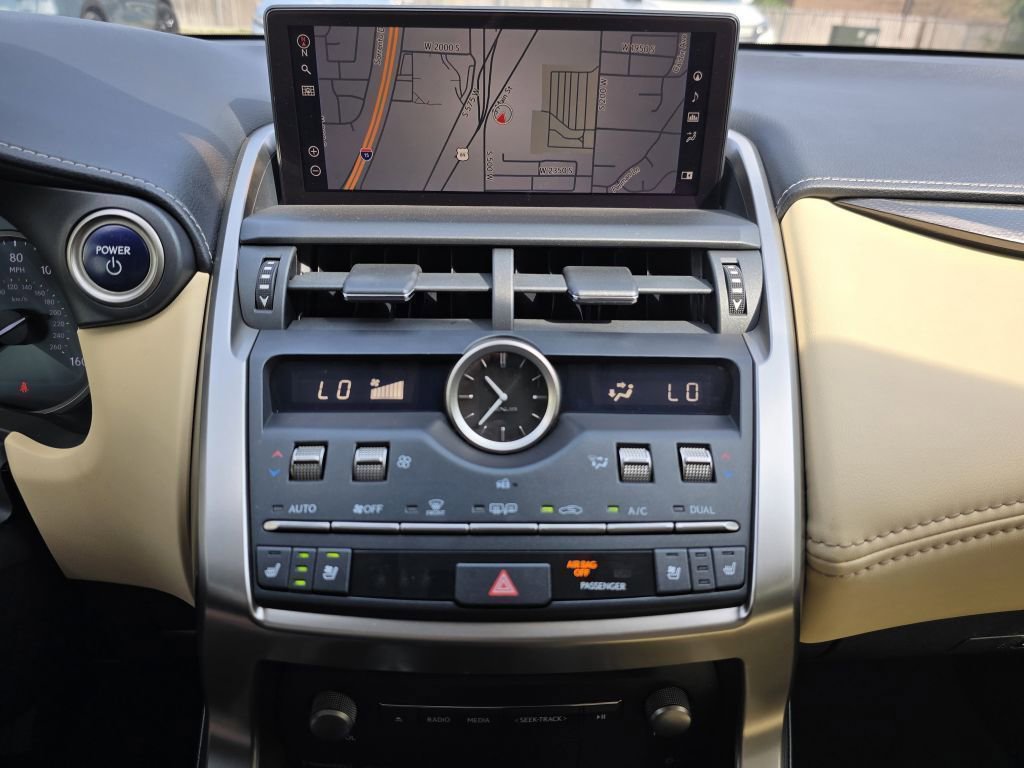 2020 Lexus NX 300h Premium photo 2