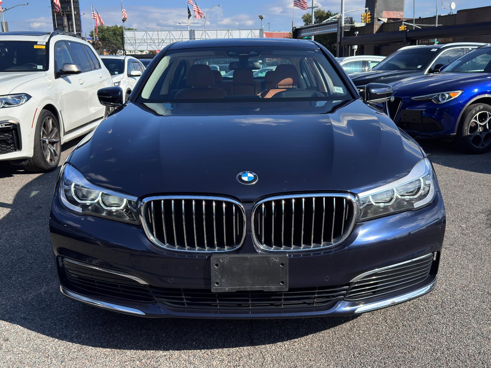2019 Bmw 740i xDrive Sedan photo 2