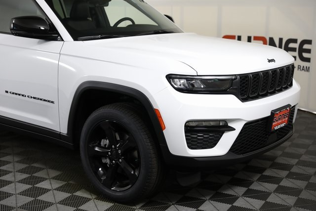 2025 Jeep Grand Cherokee Limited photo 24