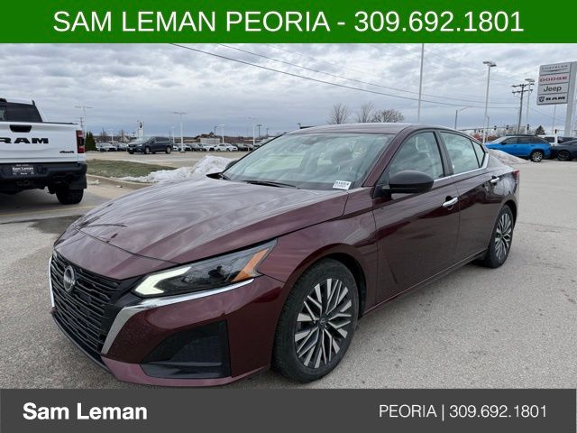 2024 Nissan Altima SV's photo