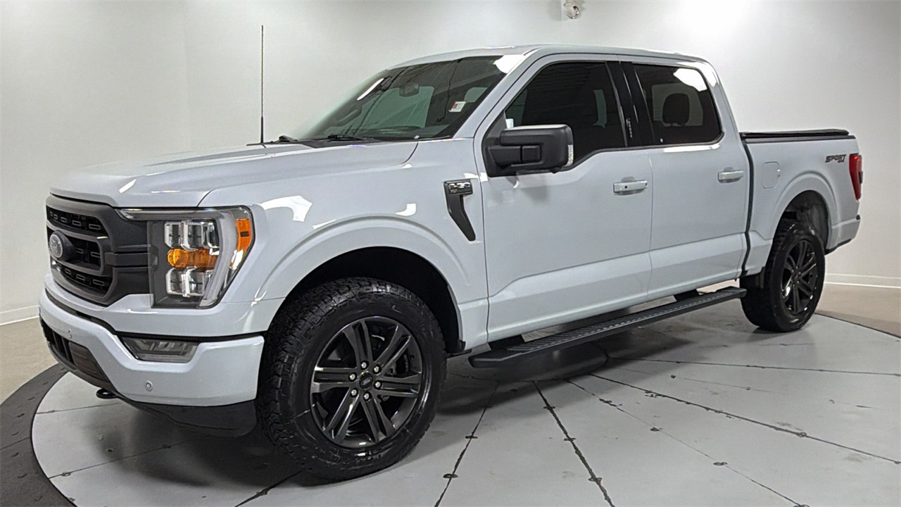 2022 Ford F-150 XLT's photo