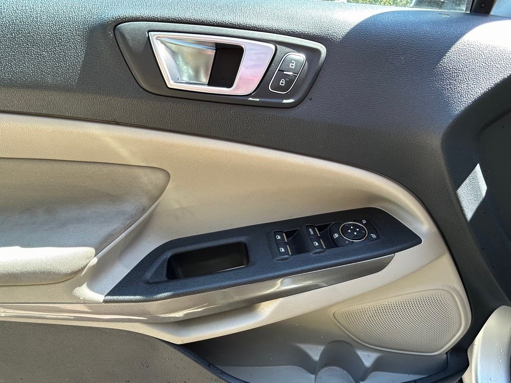 2019 Ford EcoSport SE photo 18
