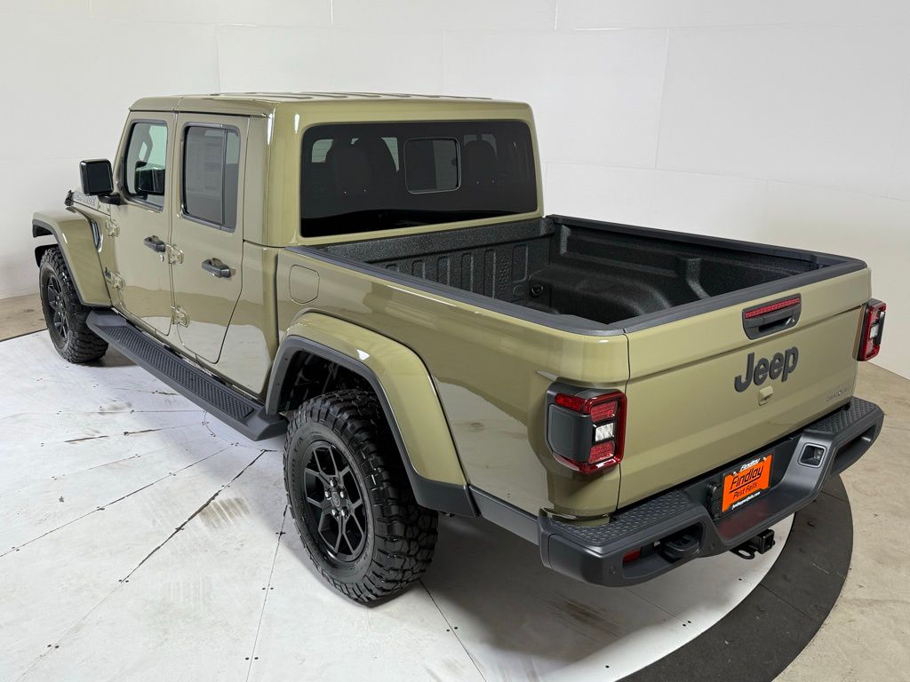 2025 Jeep Gladiator Sport photo 4