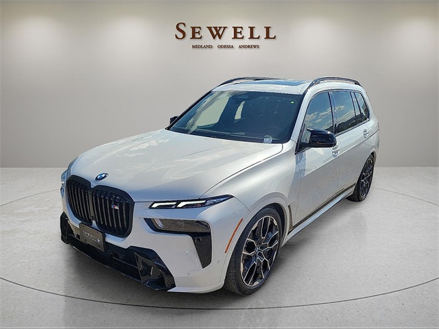 2026 BMW X7 M60i's photo
