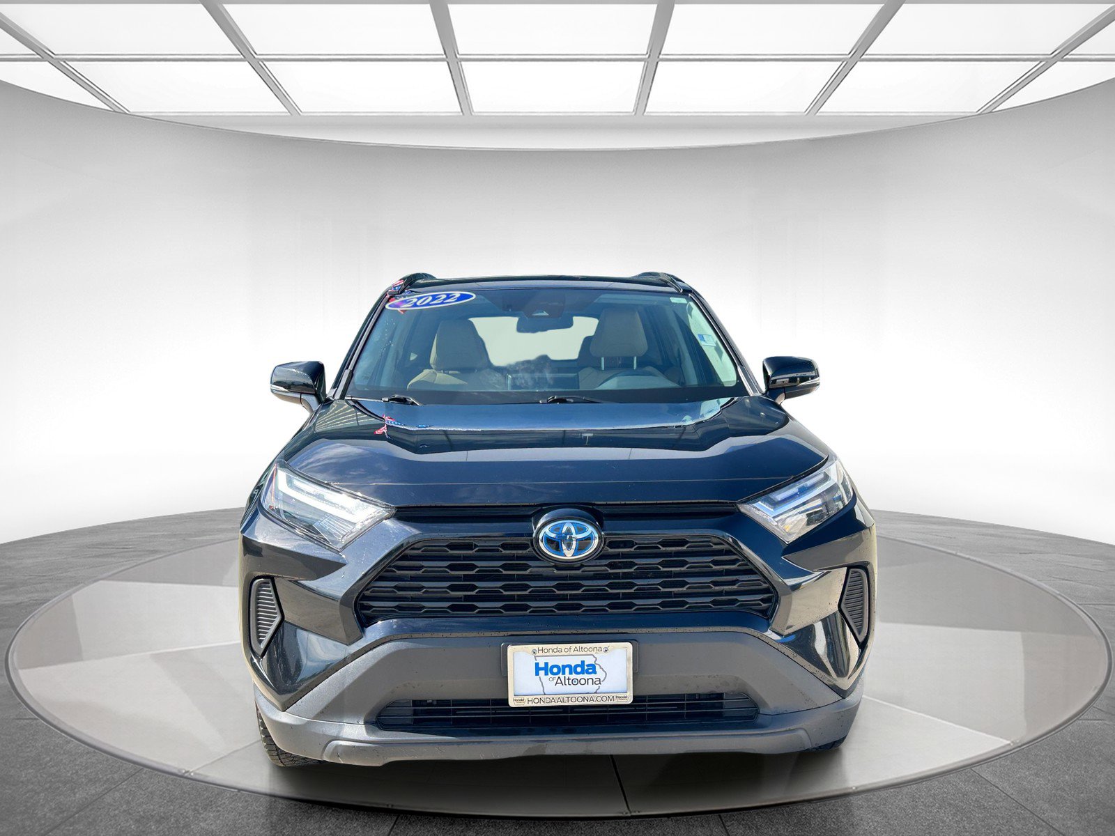2022 Toyota RAV4 Hybrid XLE photo 8