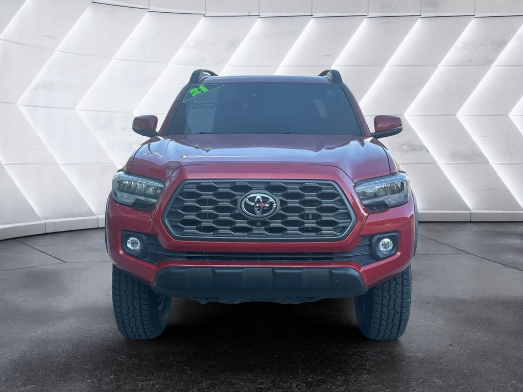 2021 Toyota Tacoma TRD Off-Road photo 2