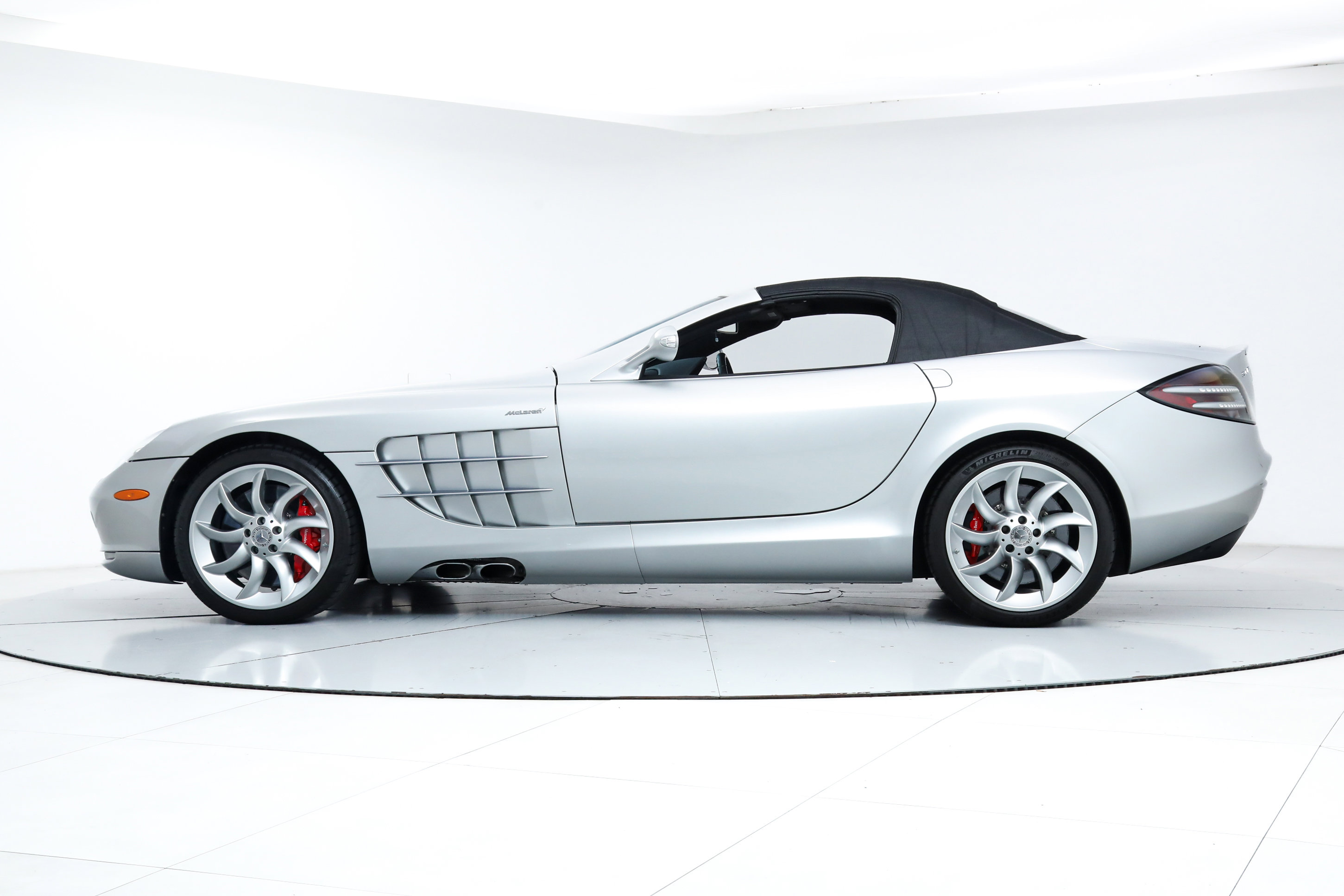 2008 Mercedes Benz SLR McLaren Roadster photo 4
