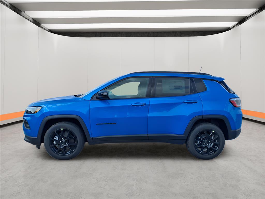 2026 Jeep Compass Latitude Altitude photo 4