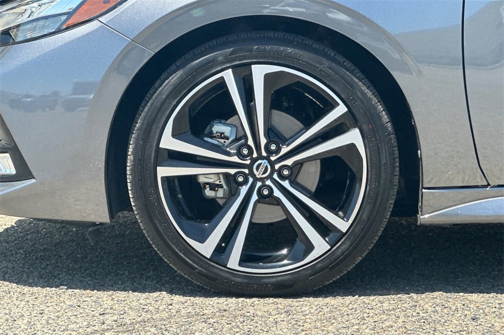 2023 Nissan Sentra SR photo 24