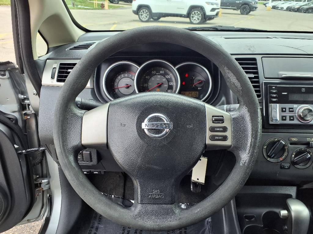 2008 Nissan Versa 1.8 S photo 17