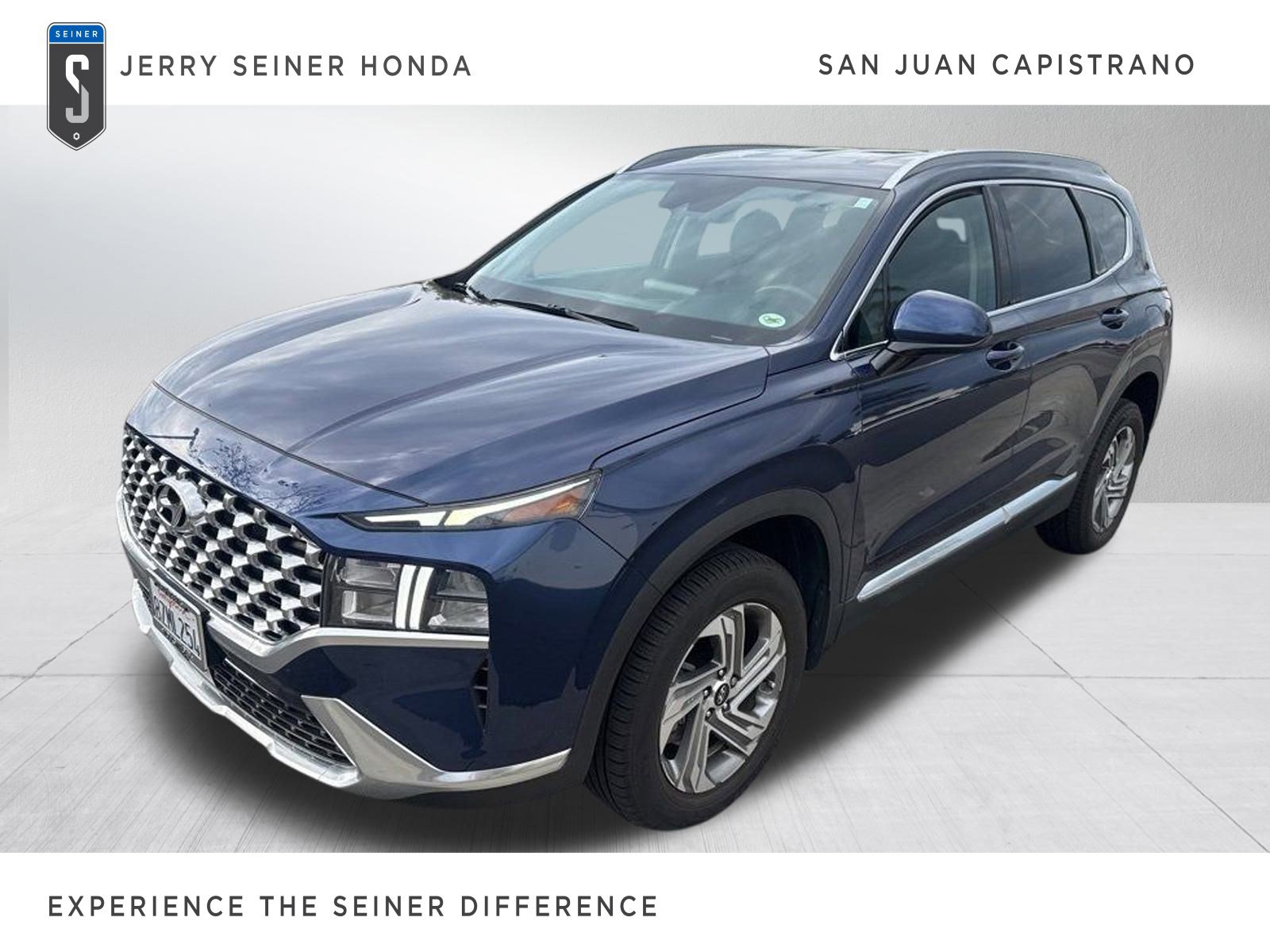 2022 Hyundai Santa Fe SEL's photo