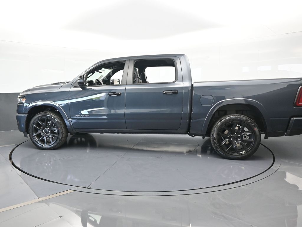 2025 Ram 1500 Laramie photo 3