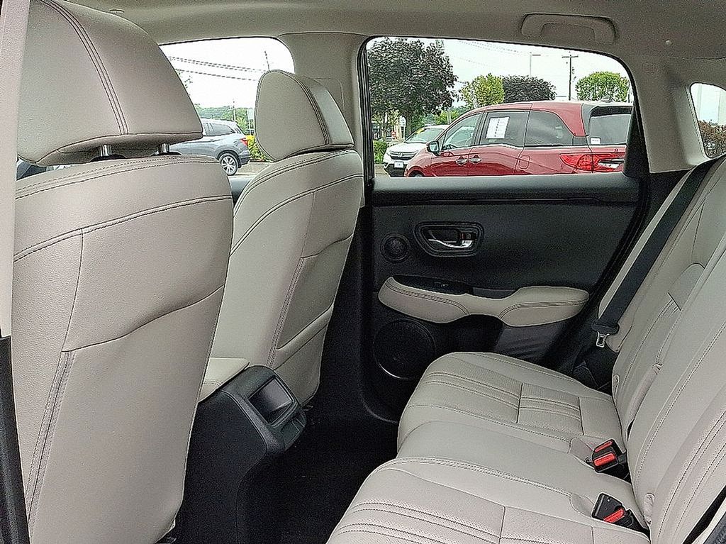 2026 Honda HR-V EX-L photo 5