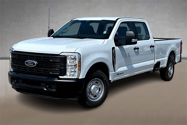 2026 Ford F-250 Super Duty XL's photo