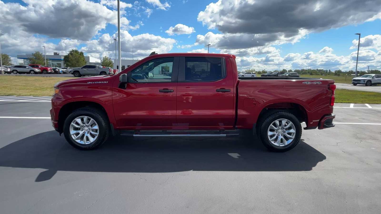 2021 Chevrolet Silverado 1500 Custom photo 4