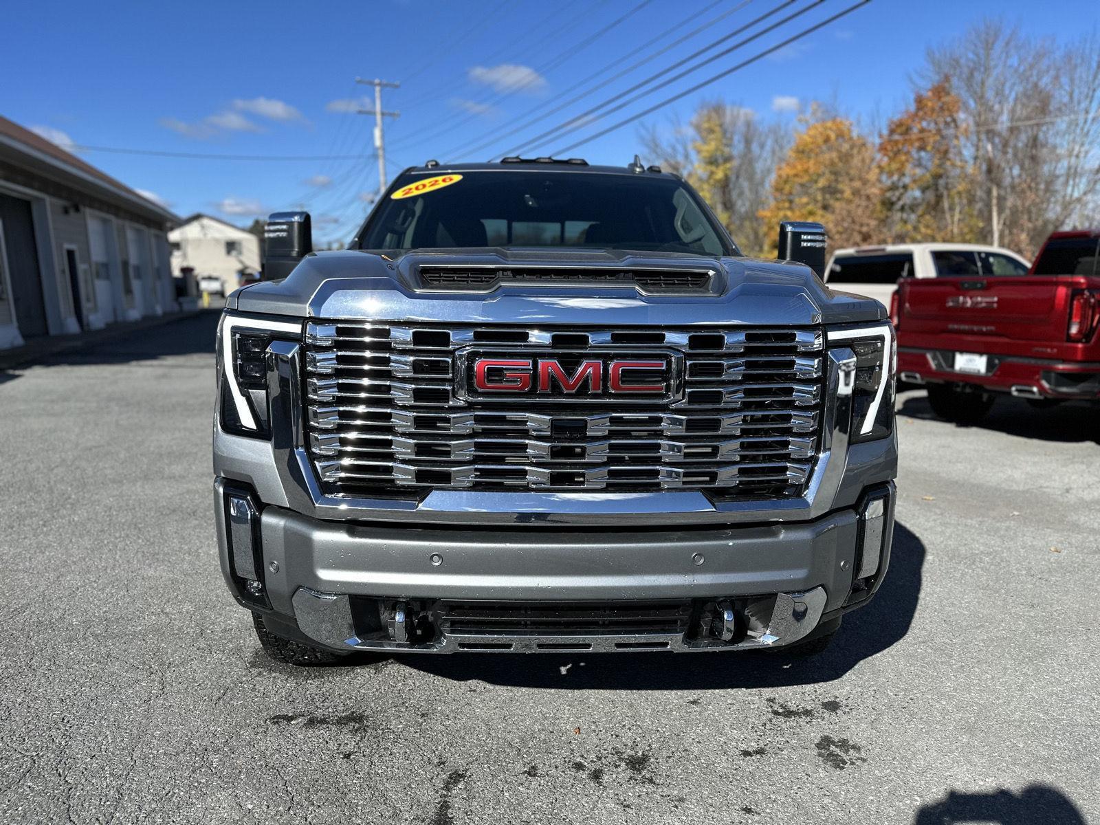 2026 Gmc Sierra 2500 HD Denali photo 2