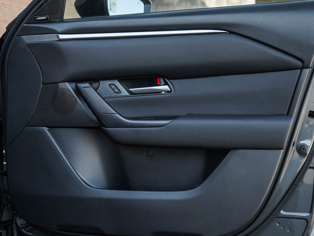 2025 Mazda CX-50 2.5 S Premium photo 9