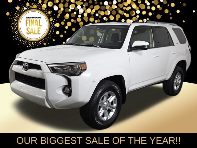 2016 Toyota 4Runner SR5's photo