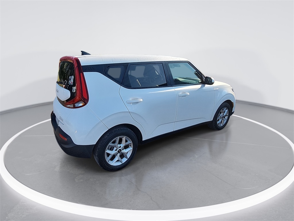 2022 Kia Soul LX photo 7