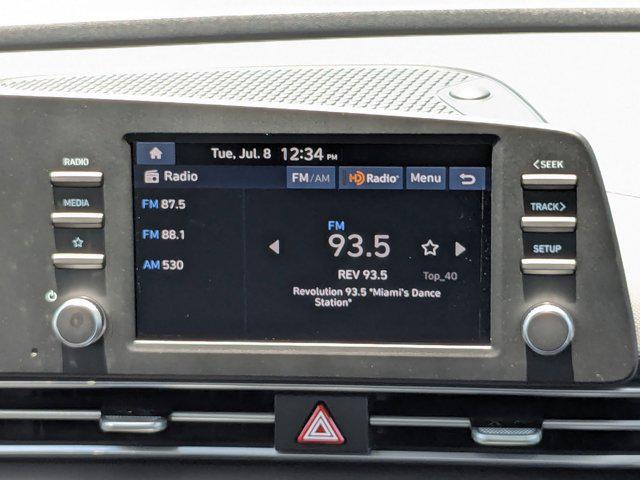 2025 Hyundai Elantra SE photo 16
