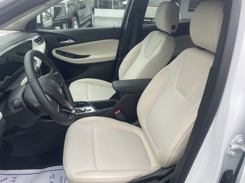 2025 Buick Encore GX Preferred photo 13