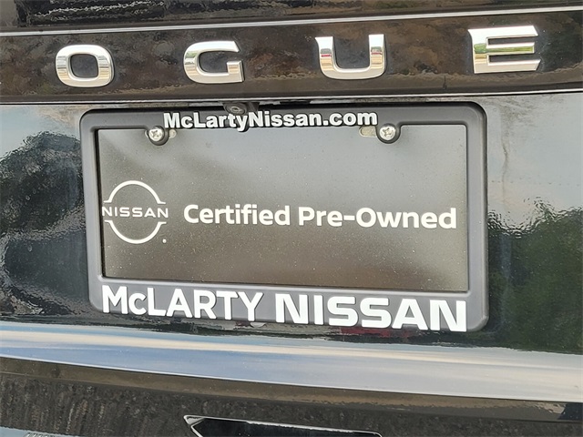 2023 Nissan Rogue SV photo 4