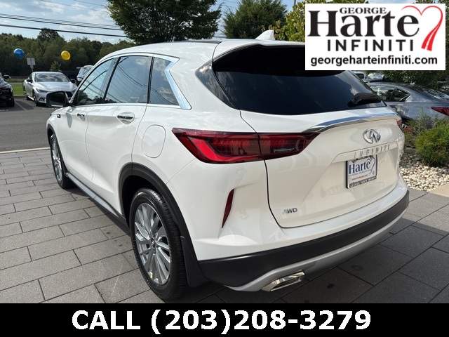 2025 Infiniti QX50 PURE AWD photo 4