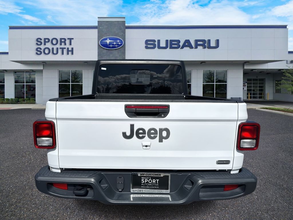 2023 Jeep Gladiator Overland photo 4