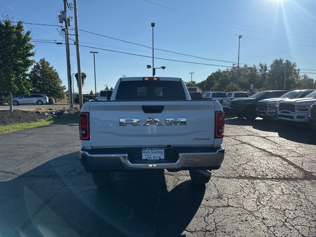 2025 Ram 2500 Tradesman photo 6