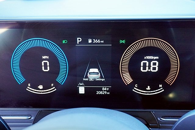 Used 2025 Blue Hyundai SEL image 30