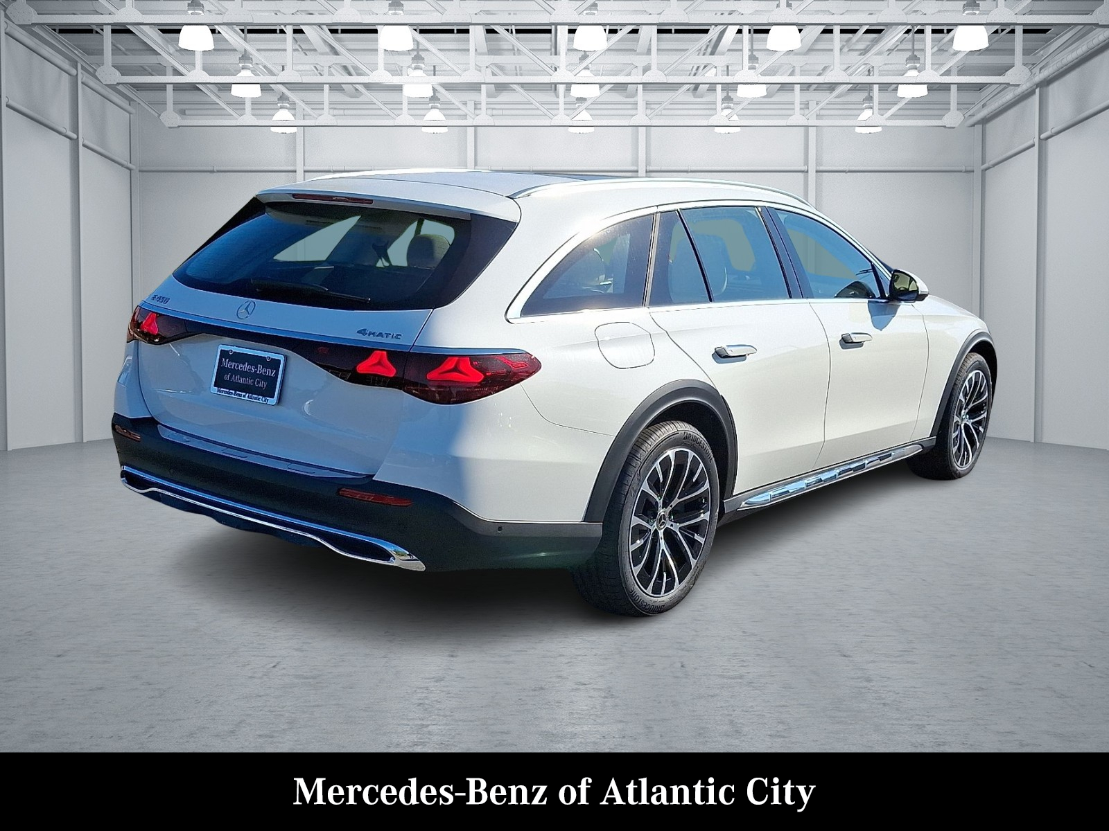 2025 Mercedes Benz E 450 4MATIC All-Terrain photo 4