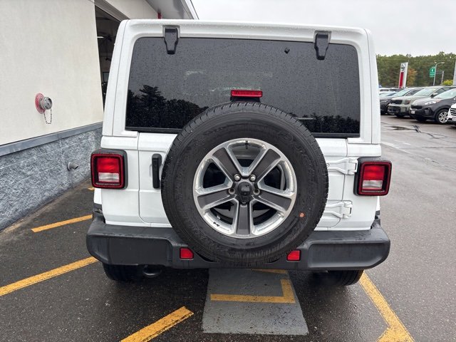 2021 Jeep Wrangler Unlimited Sahara photo 6