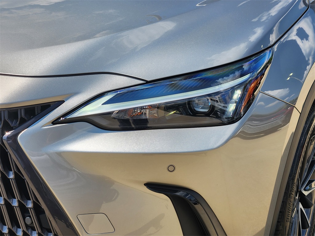 2023 Lexus NX 250 Premium photo 9