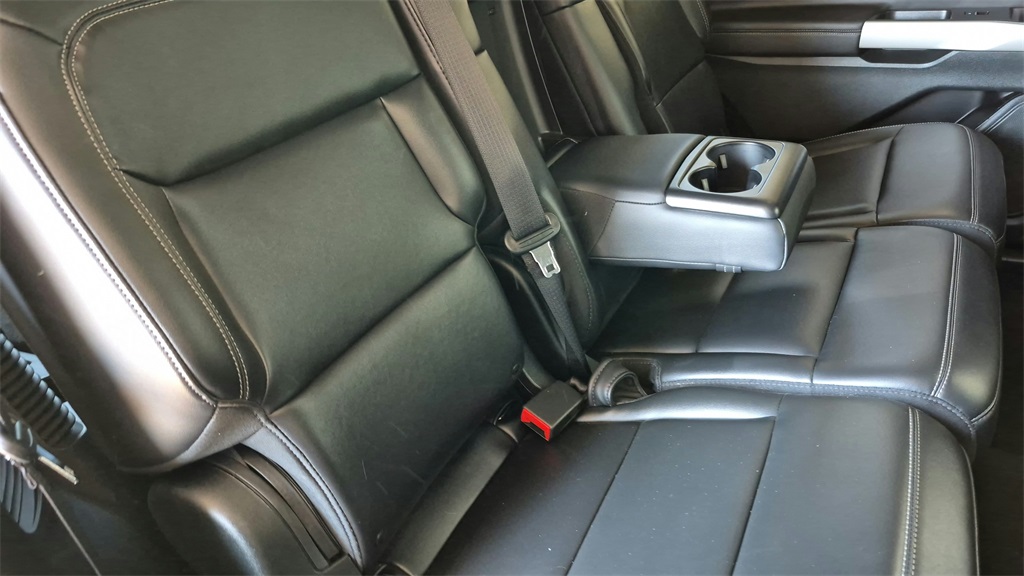 2024 Ford Explorer XLT photo 30