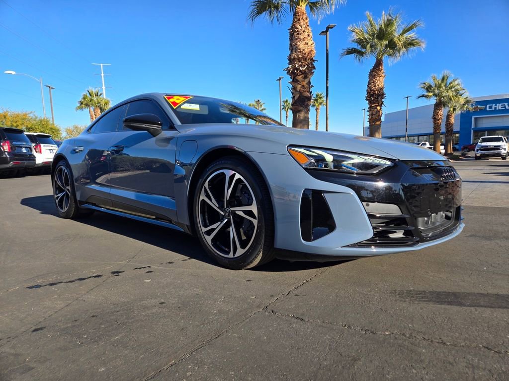 2022 Audi e-tron GT Premium Plus's photo