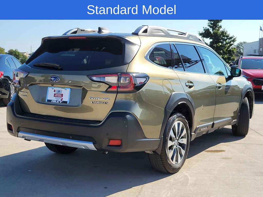 2023 Subaru Outback Touring XT photo 3