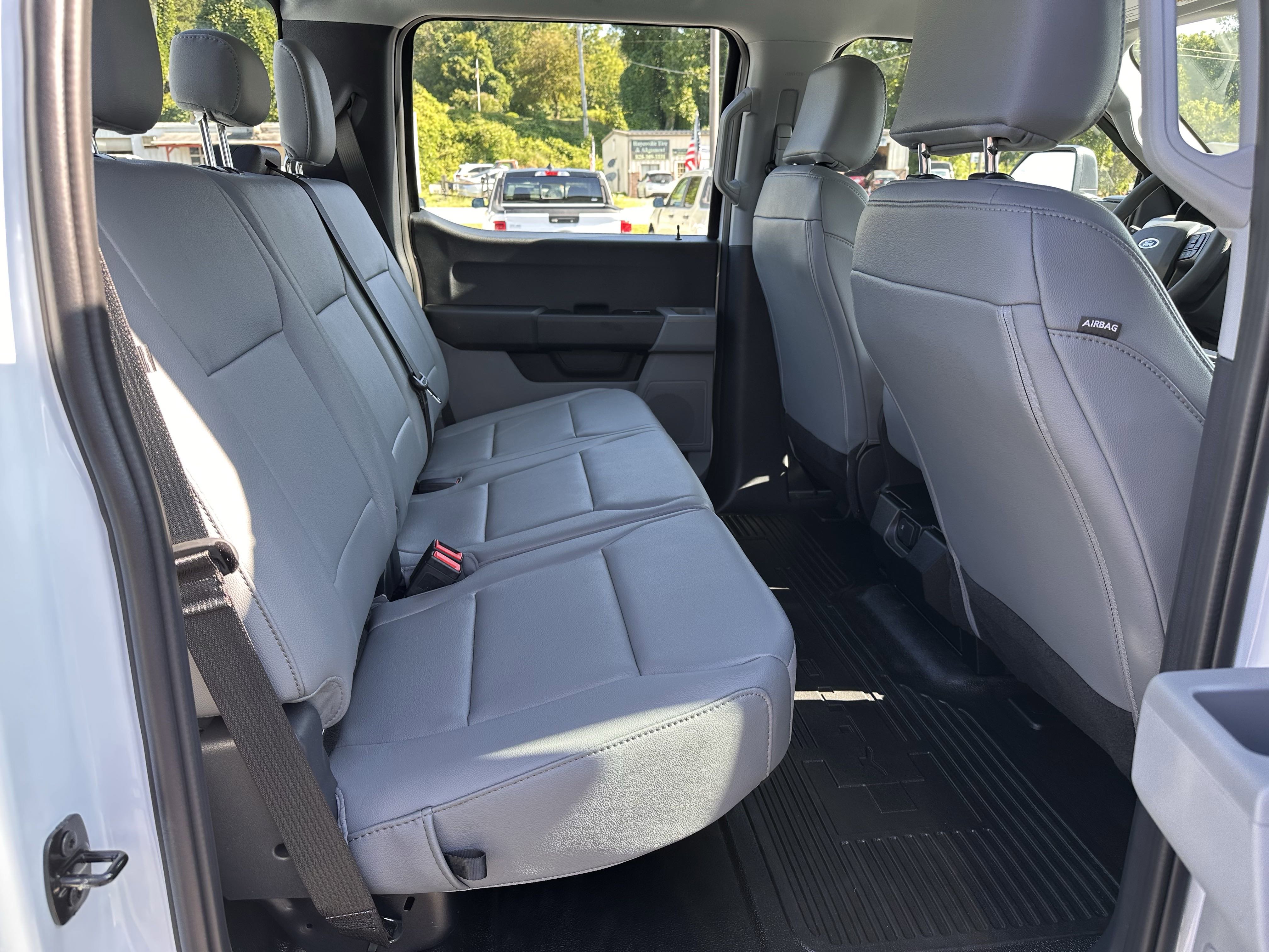 2025 Ford F-250 XL photo 10