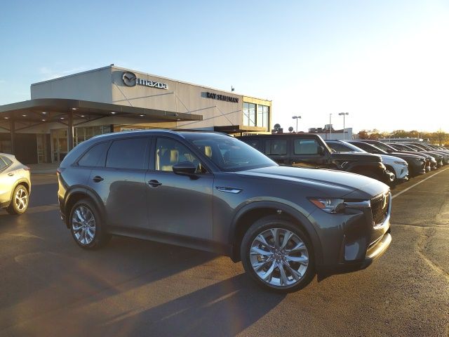 2026 Mazda CX-90 Preferred Package's photo