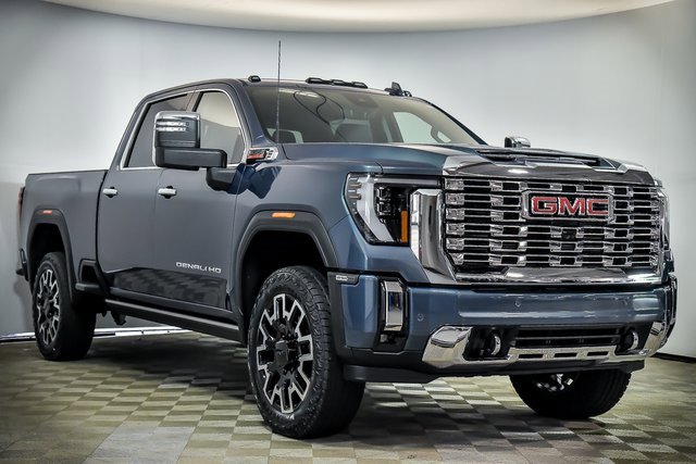 2025 GMC Sierra 2500HD Denali's photo