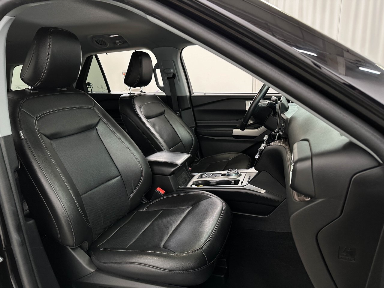 2022 Ford Explorer Limited photo 19