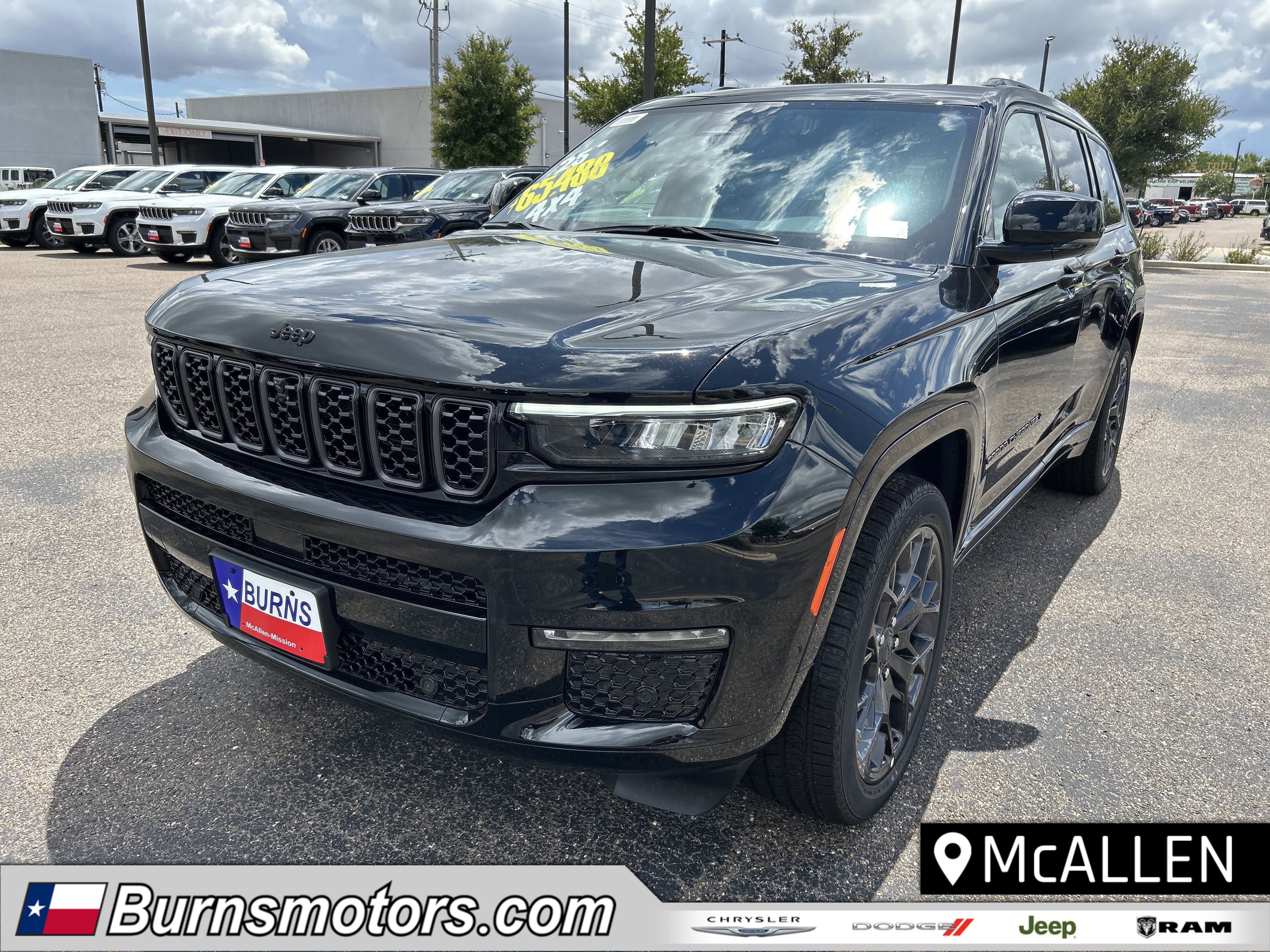 2025 Jeep Grand Cherokee L Summit's photo