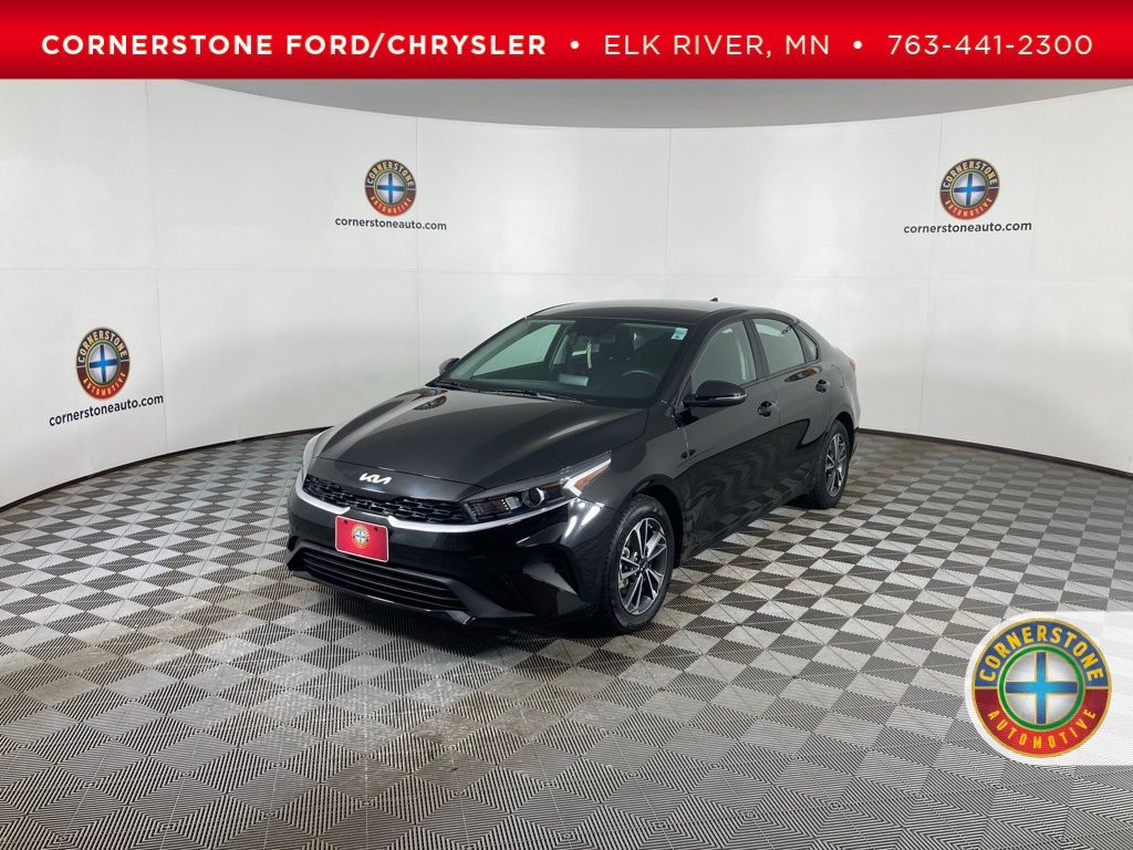 2024 Kia Forte LXS's photo