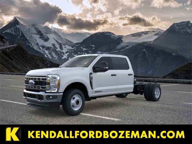 2025 Ford F-350 Super Duty Chassis Cab XL's photo