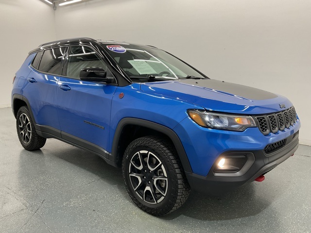 2024 Jeep Compass Trailhawk photo 4